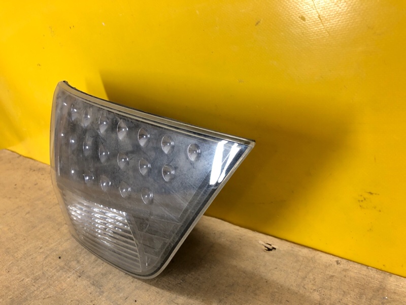 Фонарь внутренний левый OUTLANDER XL 05-13 Фонарь внутренний левый OUTLANDER XL 05-13