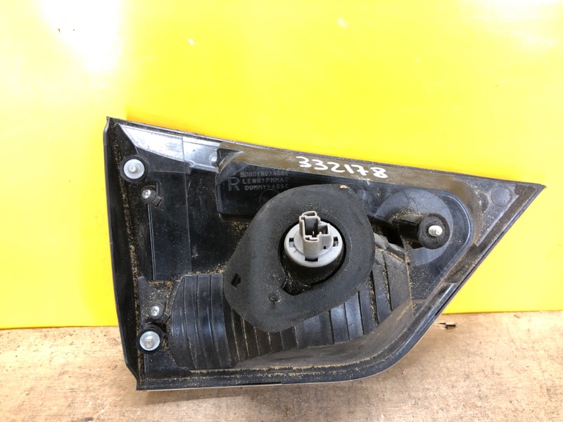 Фонарь внутренний правый OUTLANDER XL 05-13 Фонарь внутренний правый OUTLANDER XL 05-13