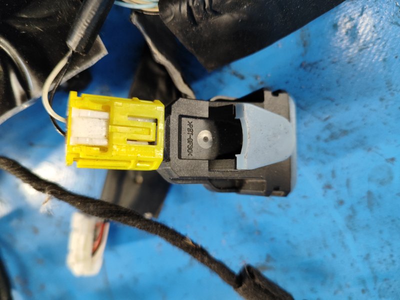 Проводка двери передняя левая PRIUS 16- 2016 1.8 2ZRFXE