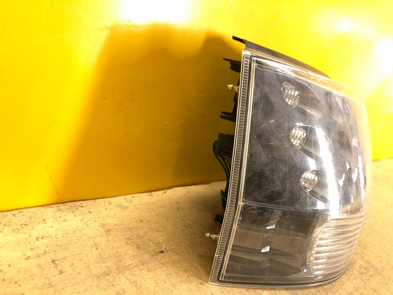 Фонарь наружный левый MITSUBISHI OUTLANDER XL 05-13