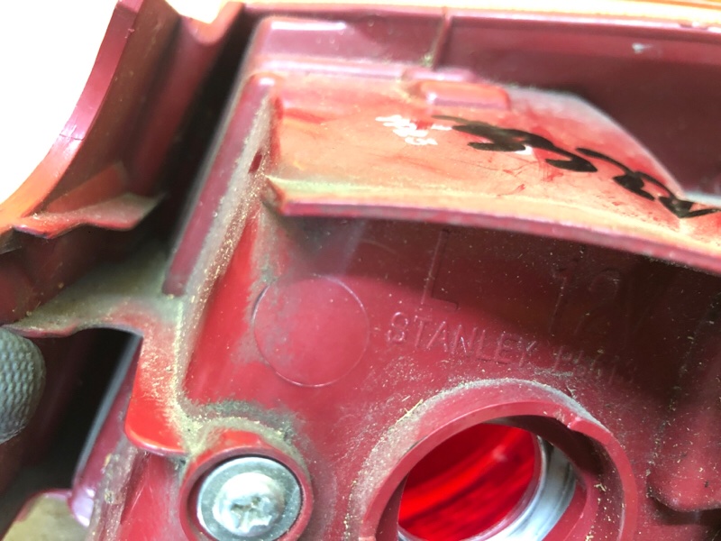 Фонарь наружный левый LANCER X 10 07-15