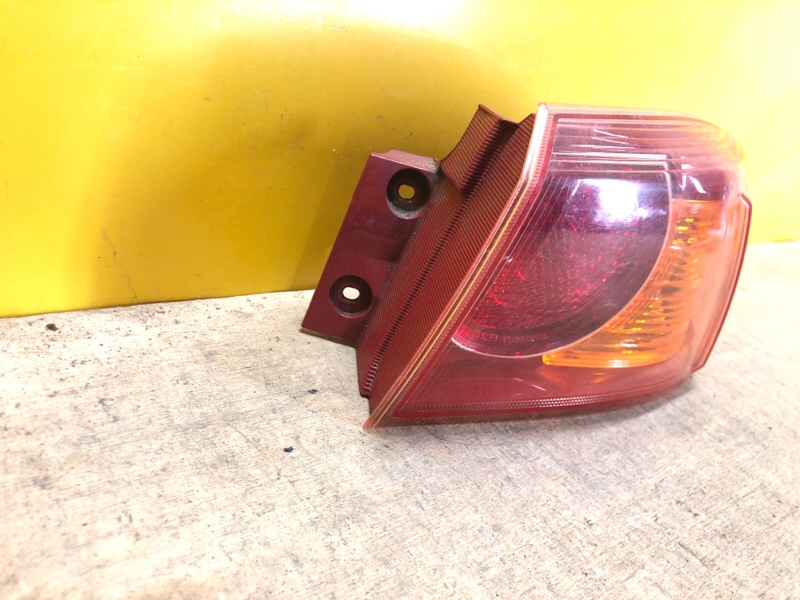 Фонарь наружный правый MITSUBISHI LANCER X 10 07-15