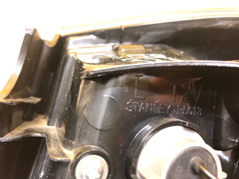 Фонарь наружный левый LANCER X 10 15-17