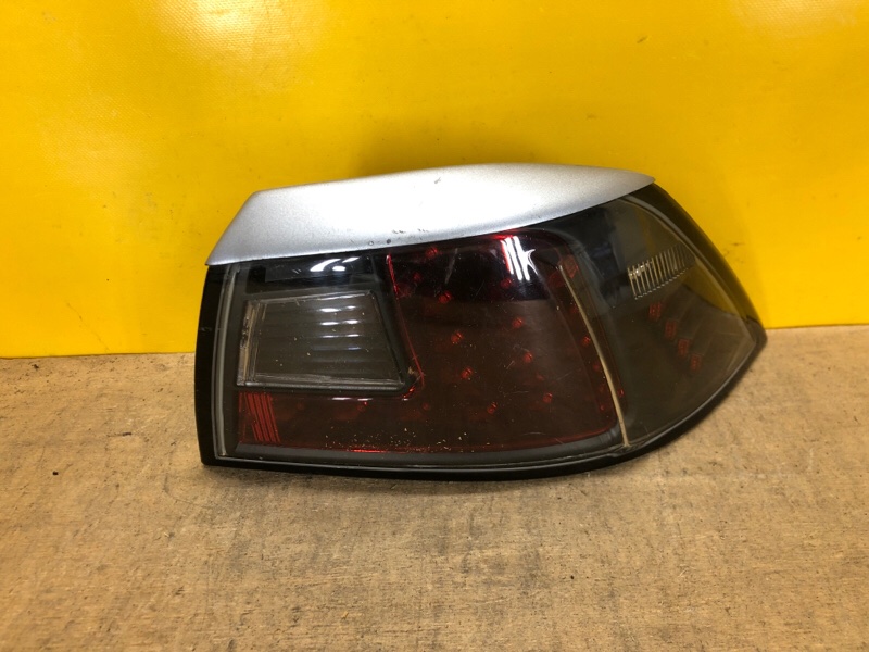 Фонарь наружный правый MITSUBISHI LANCER X 10 15-17 8330A622 Б/У