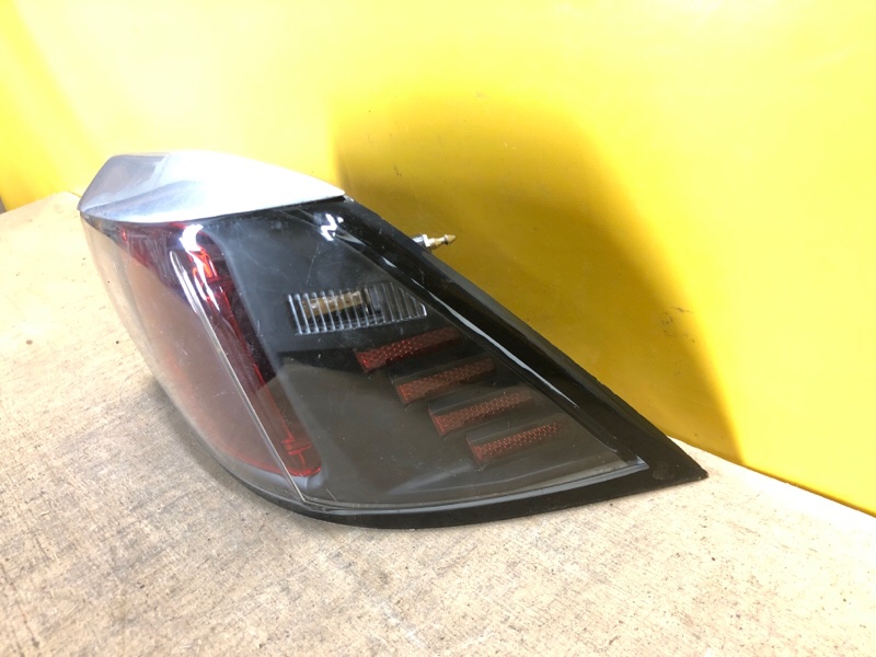 Фонарь наружный правый LANCER X 10 15-17