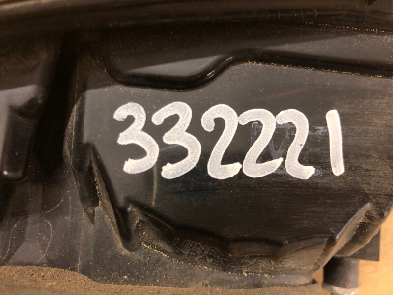 Фонарь внутренний правый LANCER X 10 15-17 Фонарь внутренний правый LANCER X 10 15-17