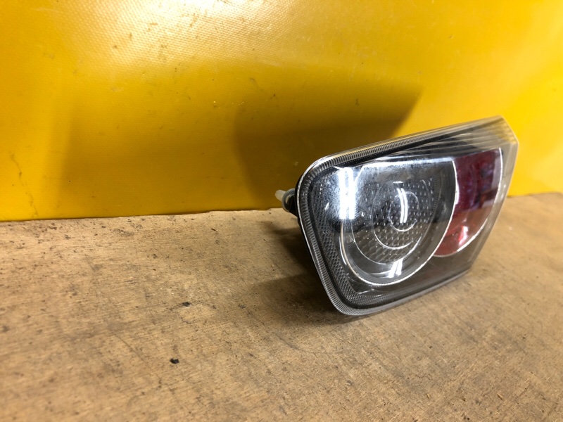 Фонарь внутренний правый MITSUBISHI LANCER X 10 15-17 Фонарь внутренний правый MITSUBISHI LANCER X 10 15-17