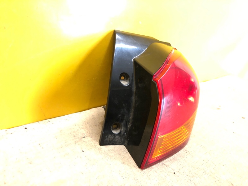 Фонарь наружный правый MITSUBISHI ASX / OUTLANDER SPORT 10-21 Фонарь наружный правый MITSUBISHI ASX / OUTLANDER SPORT 10-21