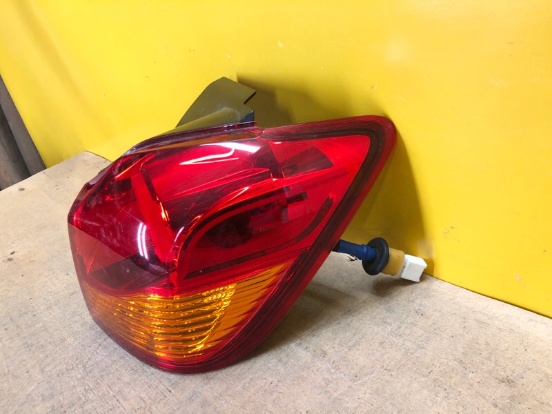 Фонарь наружный правый ASX / OUTLANDER SPORT 10-21 Фонарь наружный правый ASX / OUTLANDER SPORT 10-21