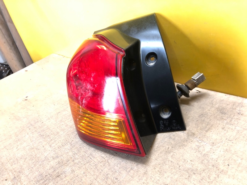 Фонарь наружный левый ASX / OUTLANDER SPORT 10-21 Фонарь наружный левый ASX / OUTLANDER SPORT 10-21