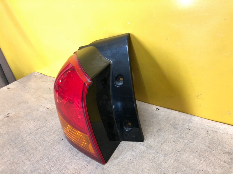 Фонарь наружный левый ASX / OUTLANDER SPORT 10-21 Фонарь наружный левый ASX / OUTLANDER SPORT 10-21