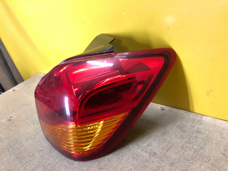 Фонарь наружный правый ASX / OUTLANDER SPORT 10-21 Фонарь наружный правый ASX / OUTLANDER SPORT 10-21