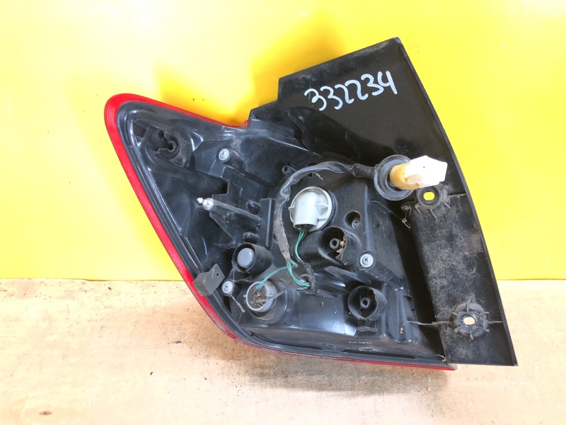 Фонарь наружный правый ASX / OUTLANDER SPORT 10-21 Фонарь наружный правый ASX / OUTLANDER SPORT 10-21