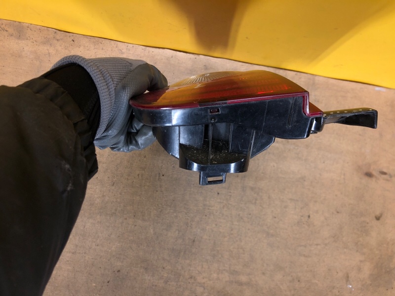 Фонарь наружный левый MICRA 03-11