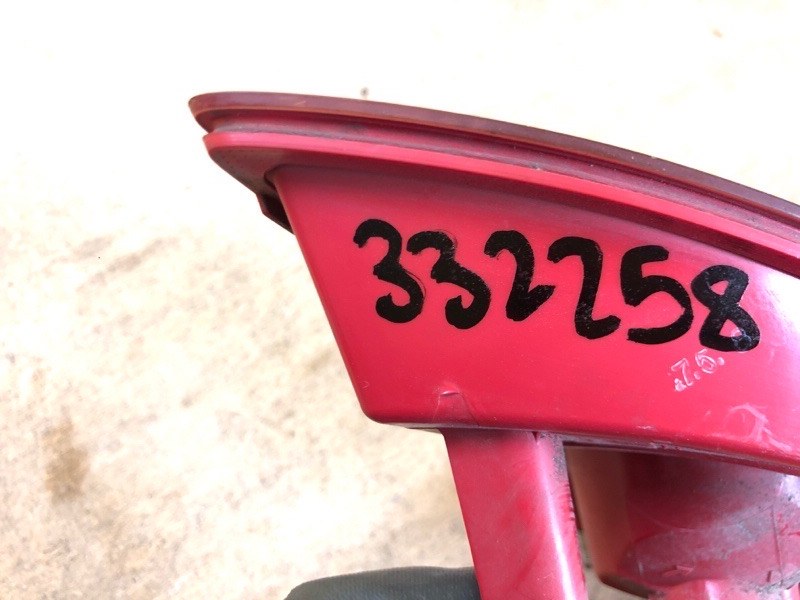 Фонарь внутренний левый FX S50 03-08