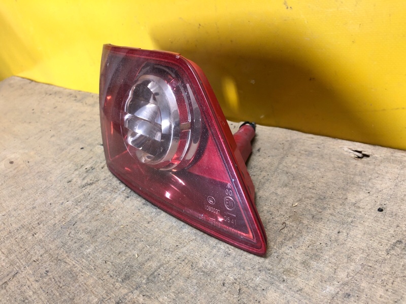 Фонарь внутренний левый FX S50 03-08