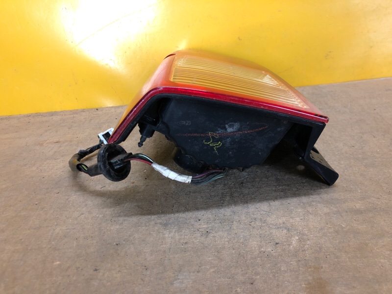 Фонарь наружный левый PATHFINDER R51 04-14 Фонарь наружный левый PATHFINDER R51 04-14