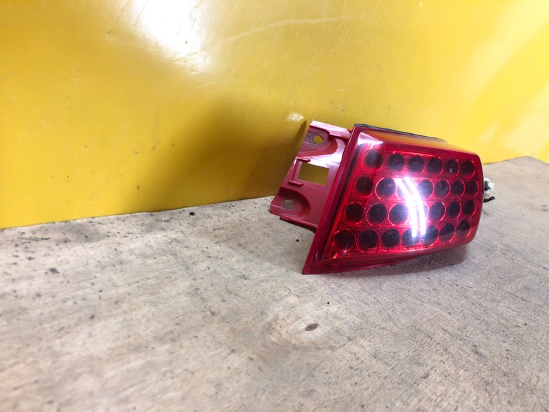 Фонарь наружный правый INFINITI FX S50 03-08