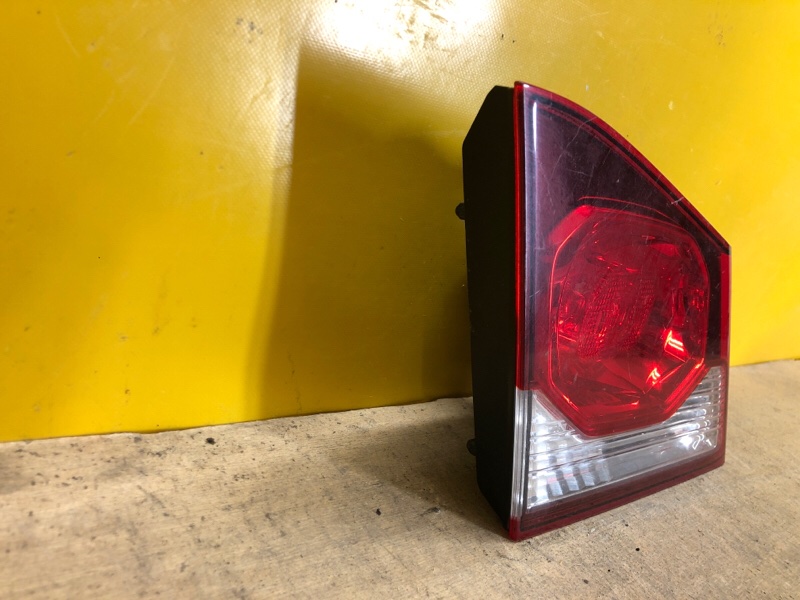 Фонарь внутренний левый HONDA CIVIC 4D 06-11