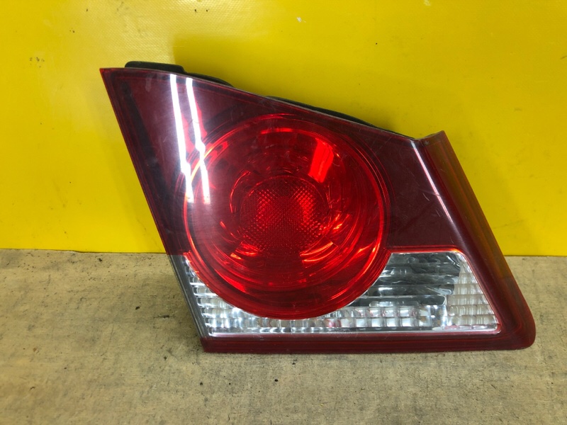 Фонарь внутренний левый HONDA CIVIC 4D 06-11 34156SNBG02 Б/У