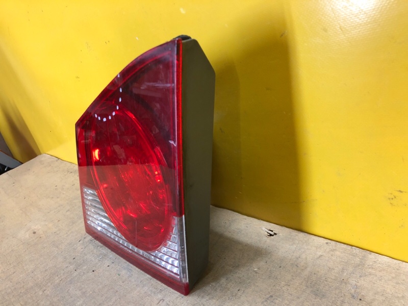 Фонарь внутренний правый CIVIC 4D 06-11