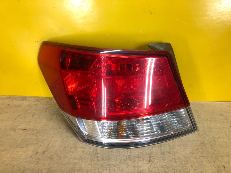Фонарь наружный левый SUBARU LEGACY 09-15 BM 84912AJ01A Б/У