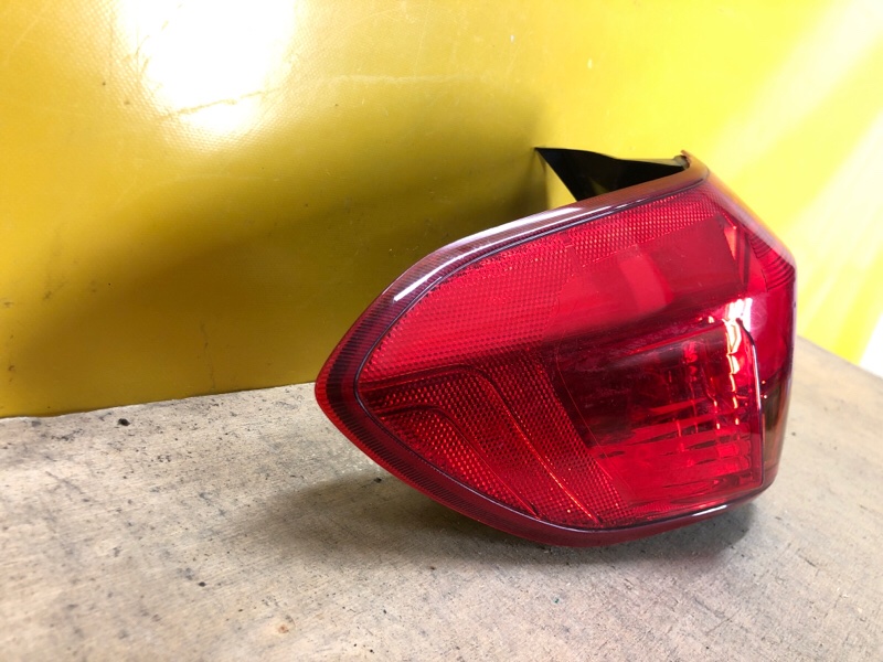 Фонарь наружный левый SUZUKI VITARA 15- Фонарь наружный левый SUZUKI VITARA 15-