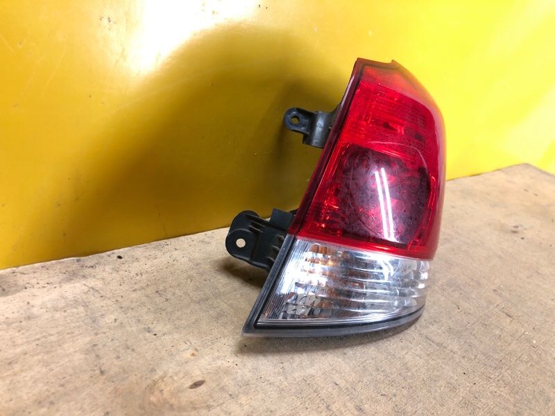 Фонарь наружный правый SUBARU OUTBACK 09-14 BR