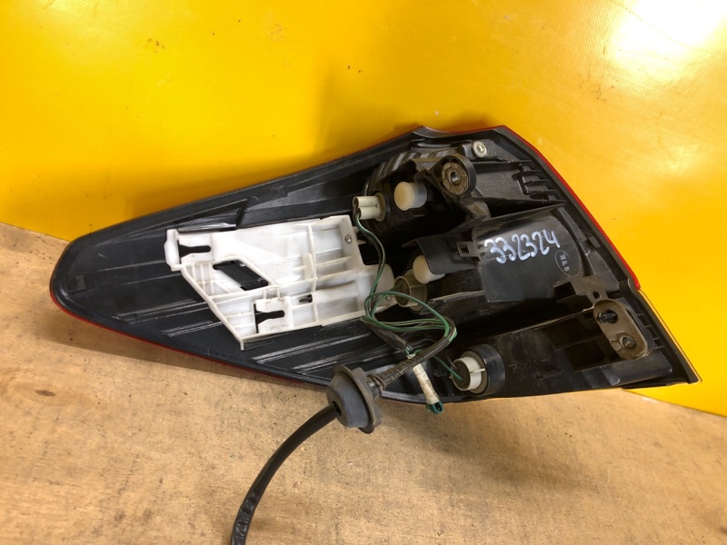 Фонарь наружный правый OUTBACK 09-14 BR