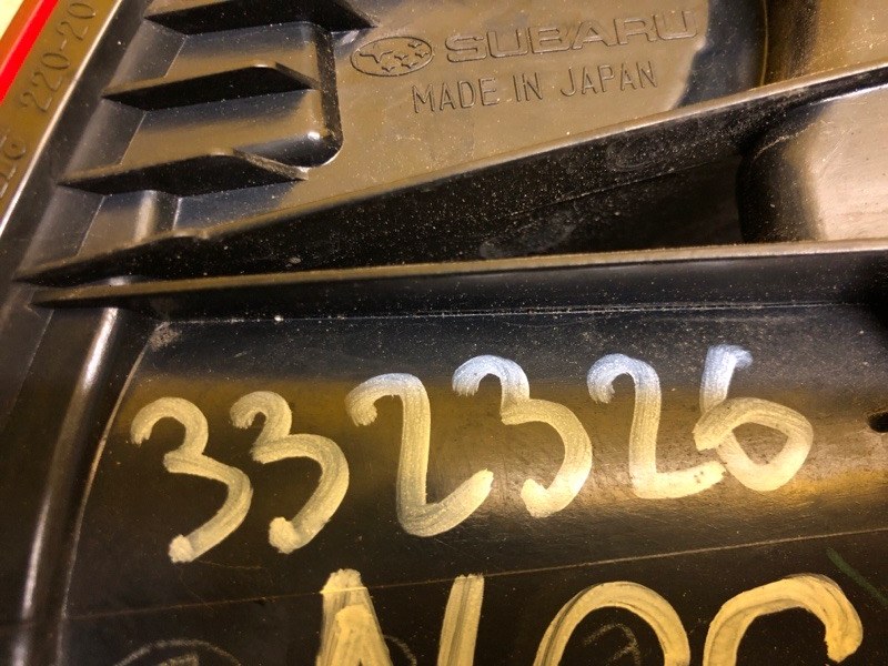 Фонарь наружный левый OUTBACK 09-14 BR