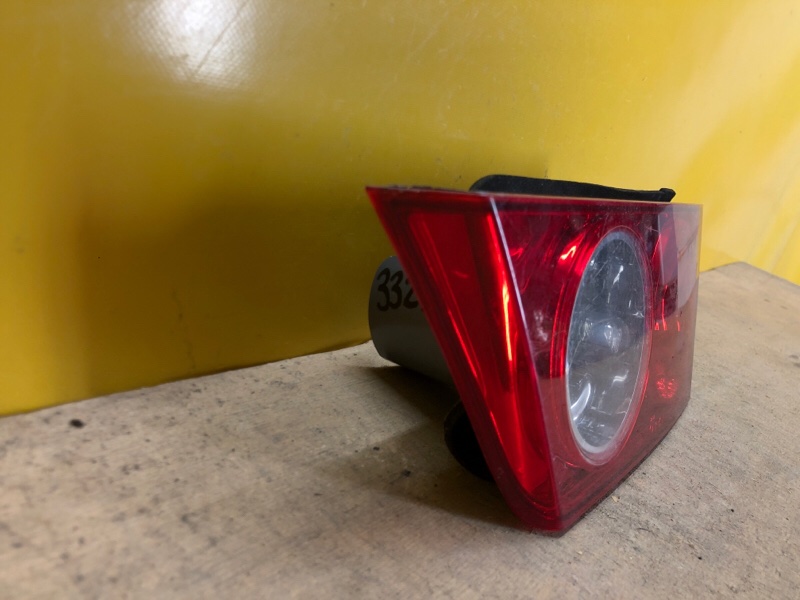 Фонарь внутренний правый HONDA ACCORD CL7 / TSX 03-08 Фонарь внутренний правый HONDA ACCORD CL7 / TSX 03-08