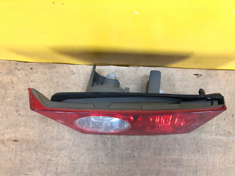 Фонарь внутренний правый ACCORD CL7 / TSX 03-08 Фонарь внутренний правый ACCORD CL7 / TSX 03-08