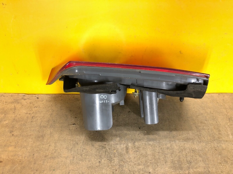 Фонарь внутренний правый ACCORD CL7 / TSX 03-08 Фонарь внутренний правый ACCORD CL7 / TSX 03-08