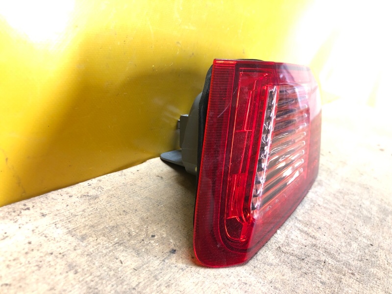 Фонарь внутренний правый HONDA ACCORD CU8 / TSX 08-14 Фонарь внутренний правый HONDA ACCORD CU8 / TSX 08-14