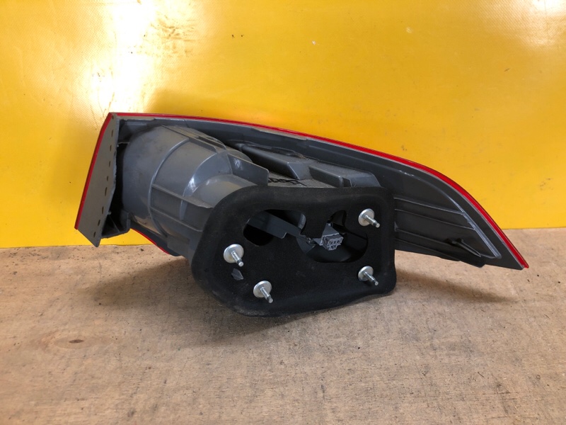 Фонарь наружный левый ACCORD CU8 / TSX 08-14 Фонарь наружный левый ACCORD CU8 / TSX 08-14