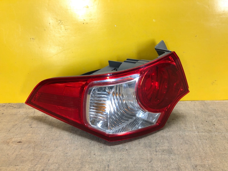 Запчасть фонарь наружный левый HONDA ACCORD CU8 / TSX 08-14 33550TL0G01 Б/У Фонарь наружный левый HONDA ACCORD CU8 / TSX 08-14 33550TL0G01 Б/У