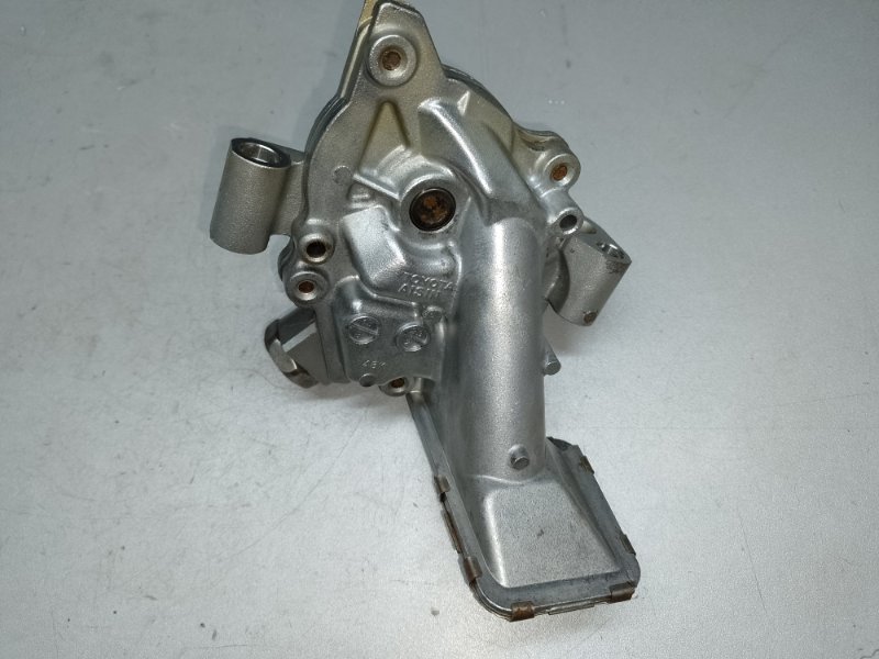 Масляный насос CT200 11-17 2013 1.8 2ZRFXE Масляный насос CT200 11-17 2013 1.8 2ZRFXE