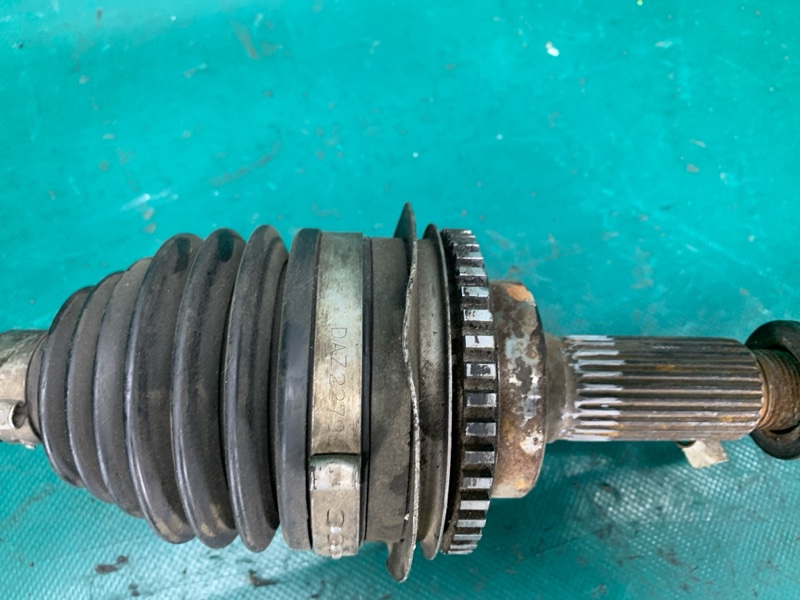 Привод передний левый IMPREZA 00-07 GD/GG