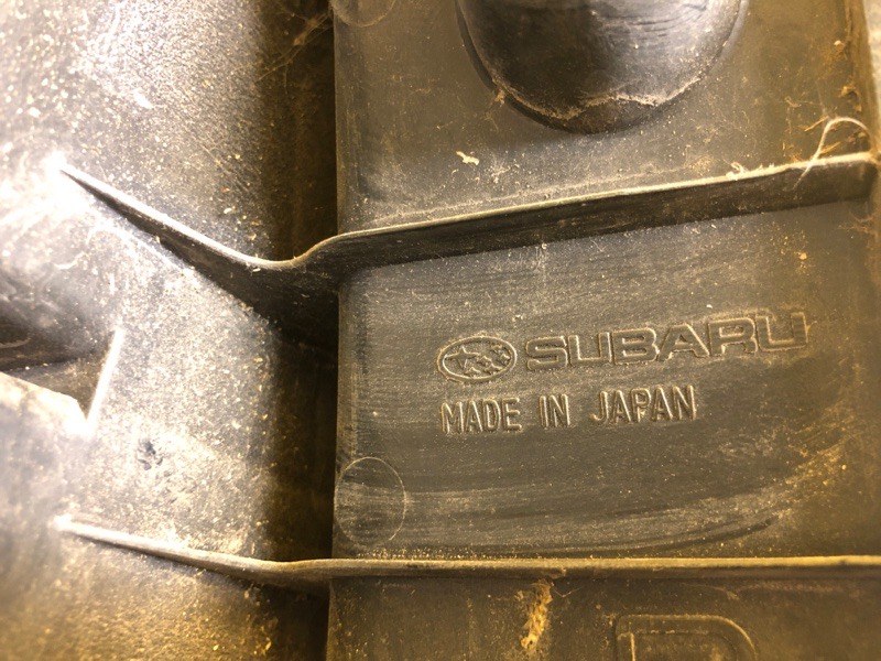 Фонарь наружный правый FORESTER SH 07-12