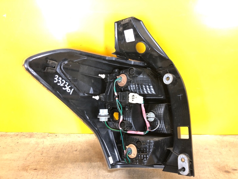 Фонарь наружный правый FORESTER 12-19