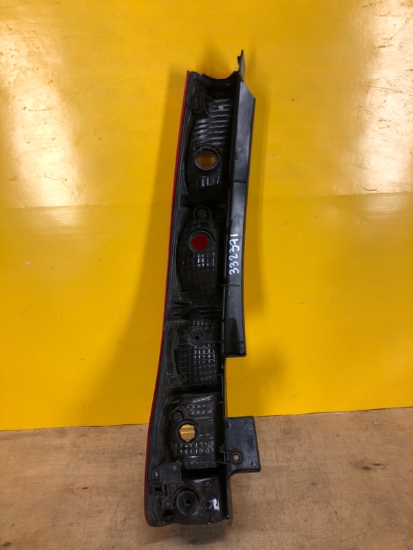 Фонарь наружный правый CRV 02-06 Фонарь наружный правый CRV 02-06