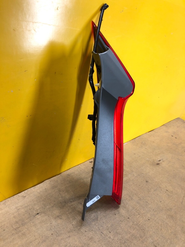 Фонарь наружный правый HONDA CRV (RM) 11-18