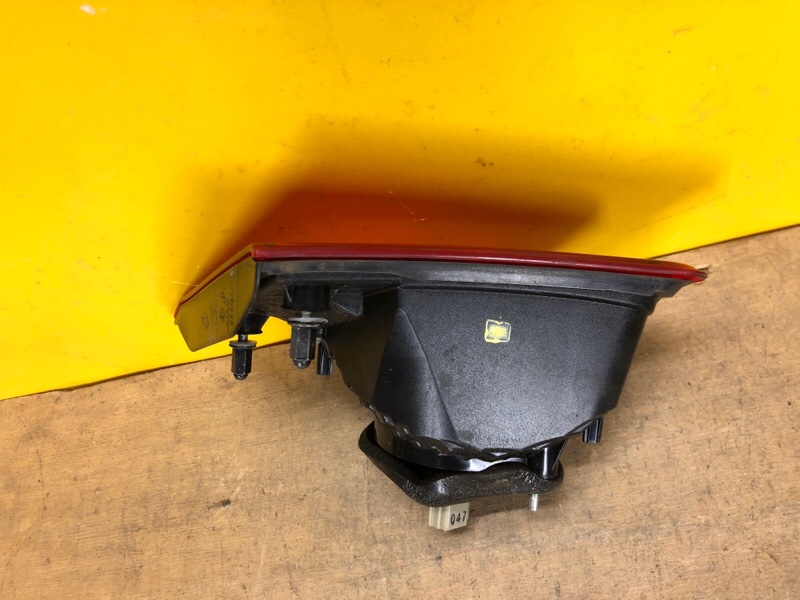 Фонарь внутренний левый LEGACY 09-15 BM Фонарь внутренний левый LEGACY 09-15 BM