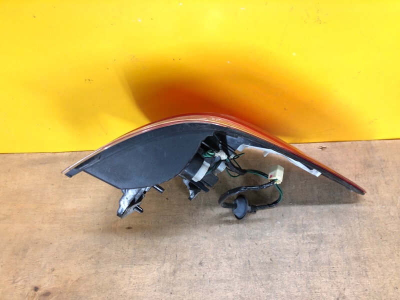 Фонарь наружный правый OUTBACK 09-14 BR