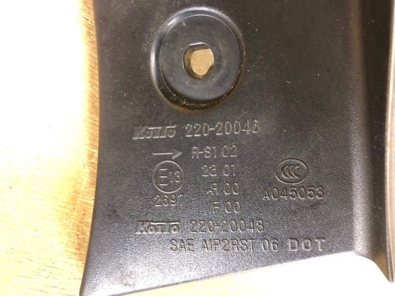 Фонарь наружный правый FORESTER SH 07-12