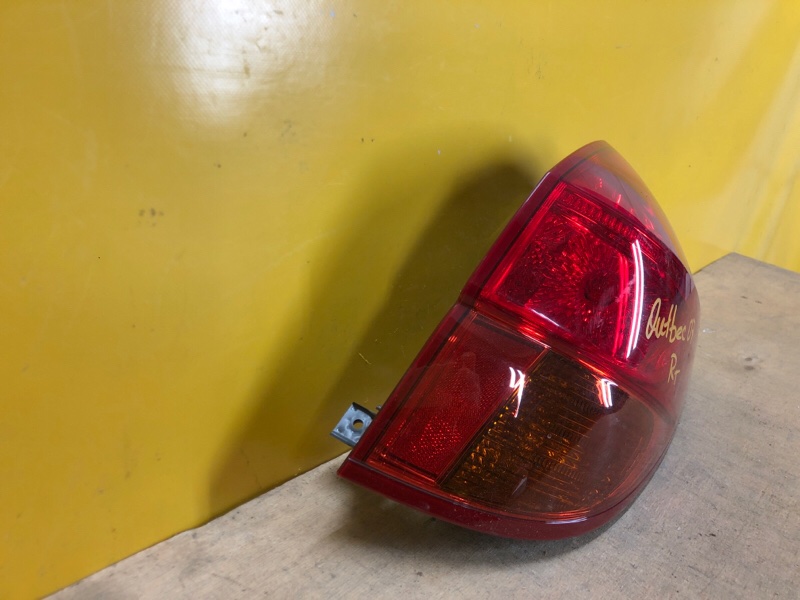 Фонарь наружный правый SUBARU OUTBACK 03-09 BP