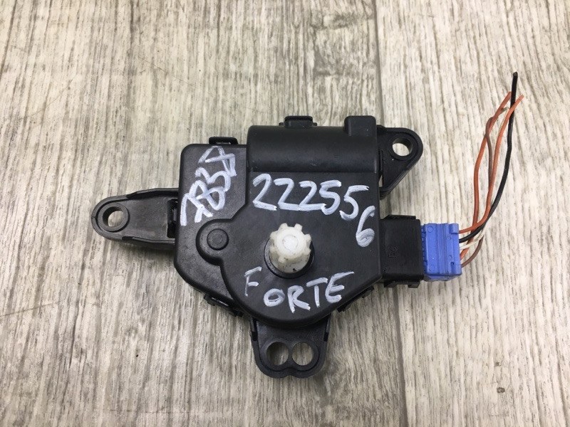 Моторчик заслонки печки FORTE YD 12- 2013 YD 1.8 G4NB