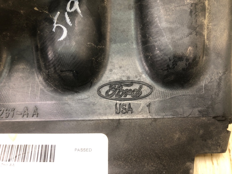 Дефлектор радиатора левый ESCAPE 12-19