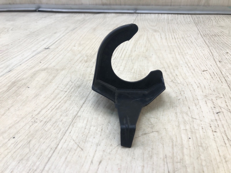 Кронштейн FORD ESCAPE 12-19