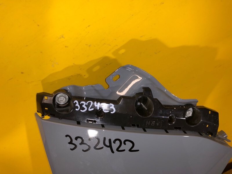 Кронштейн переднего бампера (на крыле) правый NISSAN LEAF 18- 62224-5SK0A Б/У